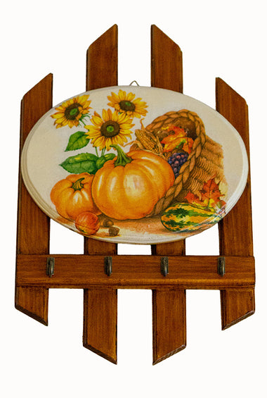 Cuier lemn decorat de toamna